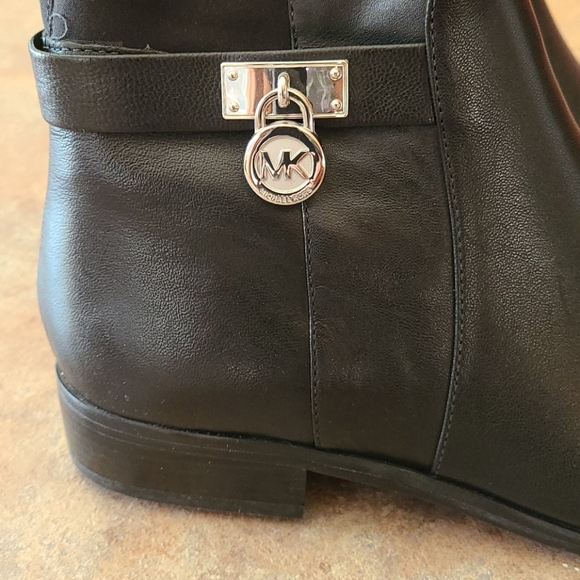 Boots - Picture 3 of 3